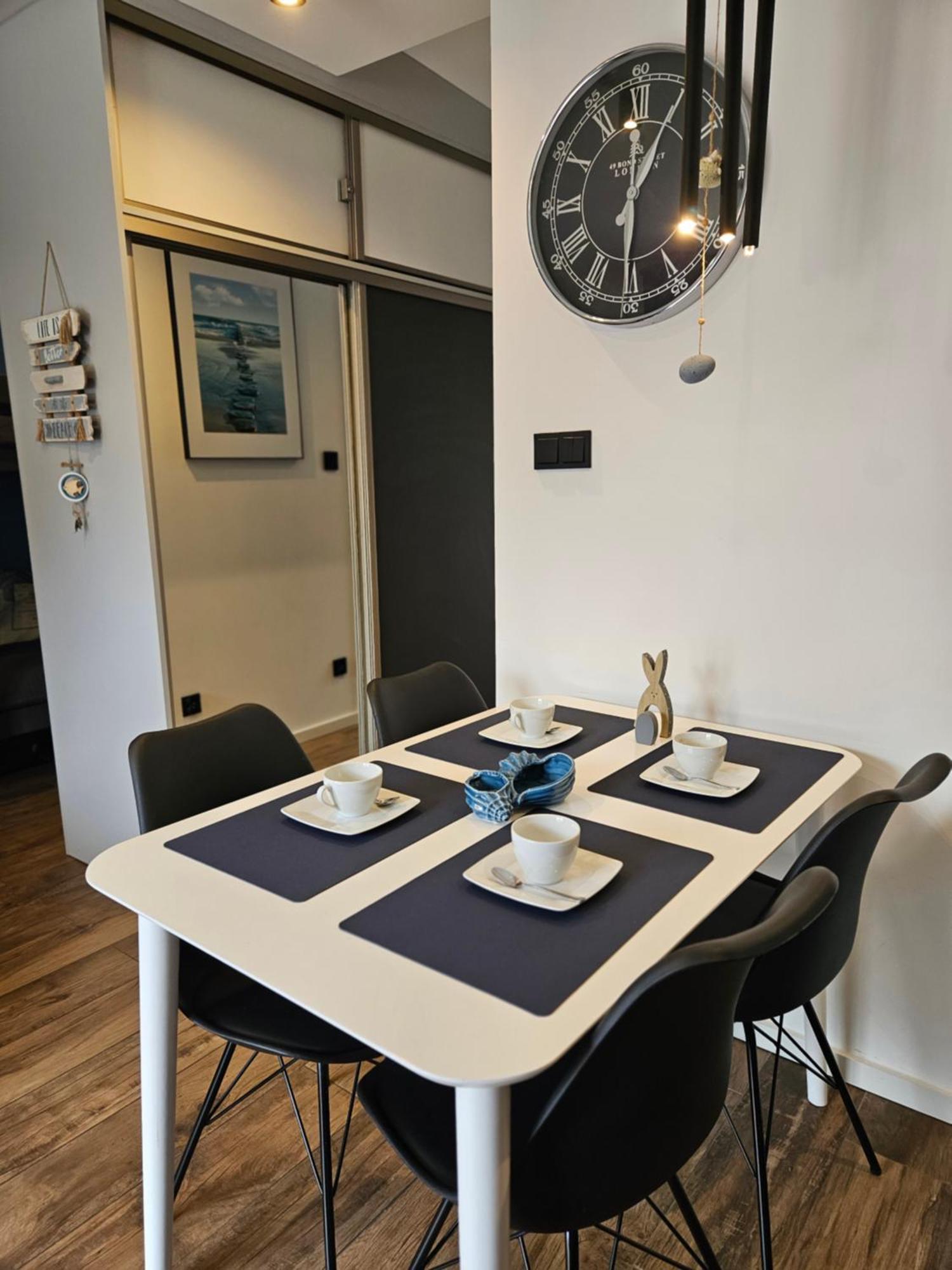 Apartament Grunwaldzka 105 Z Tarasem 5O M Do Plazy Pobierowo Eksteriør bilde